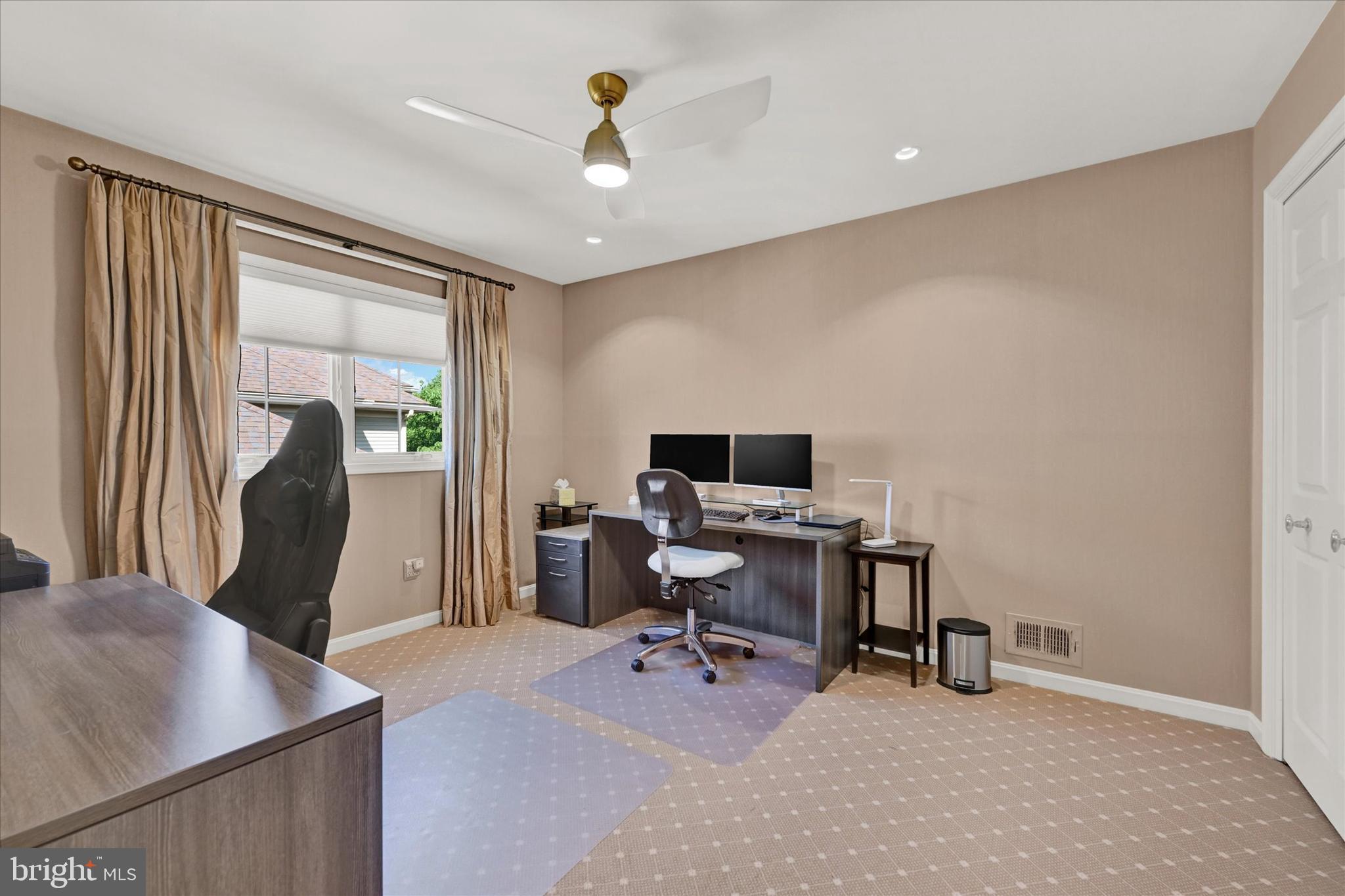 PIKESVILLE - Residential