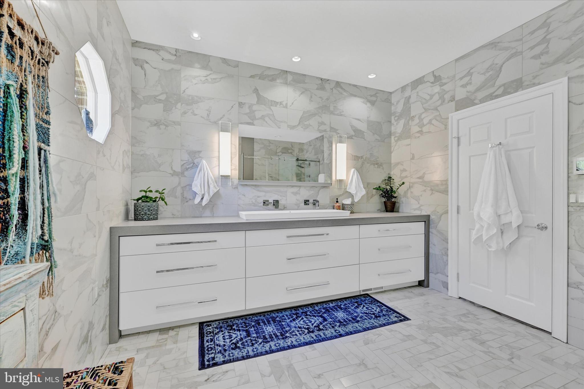 PIKESVILLE - Residential