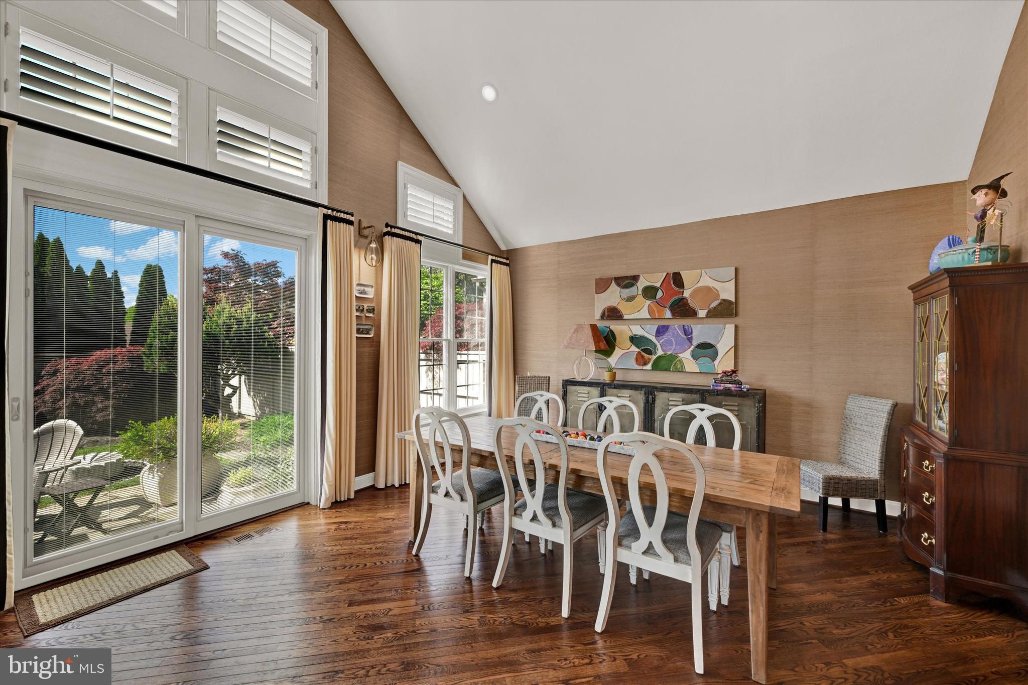 PIKESVILLE - Residential