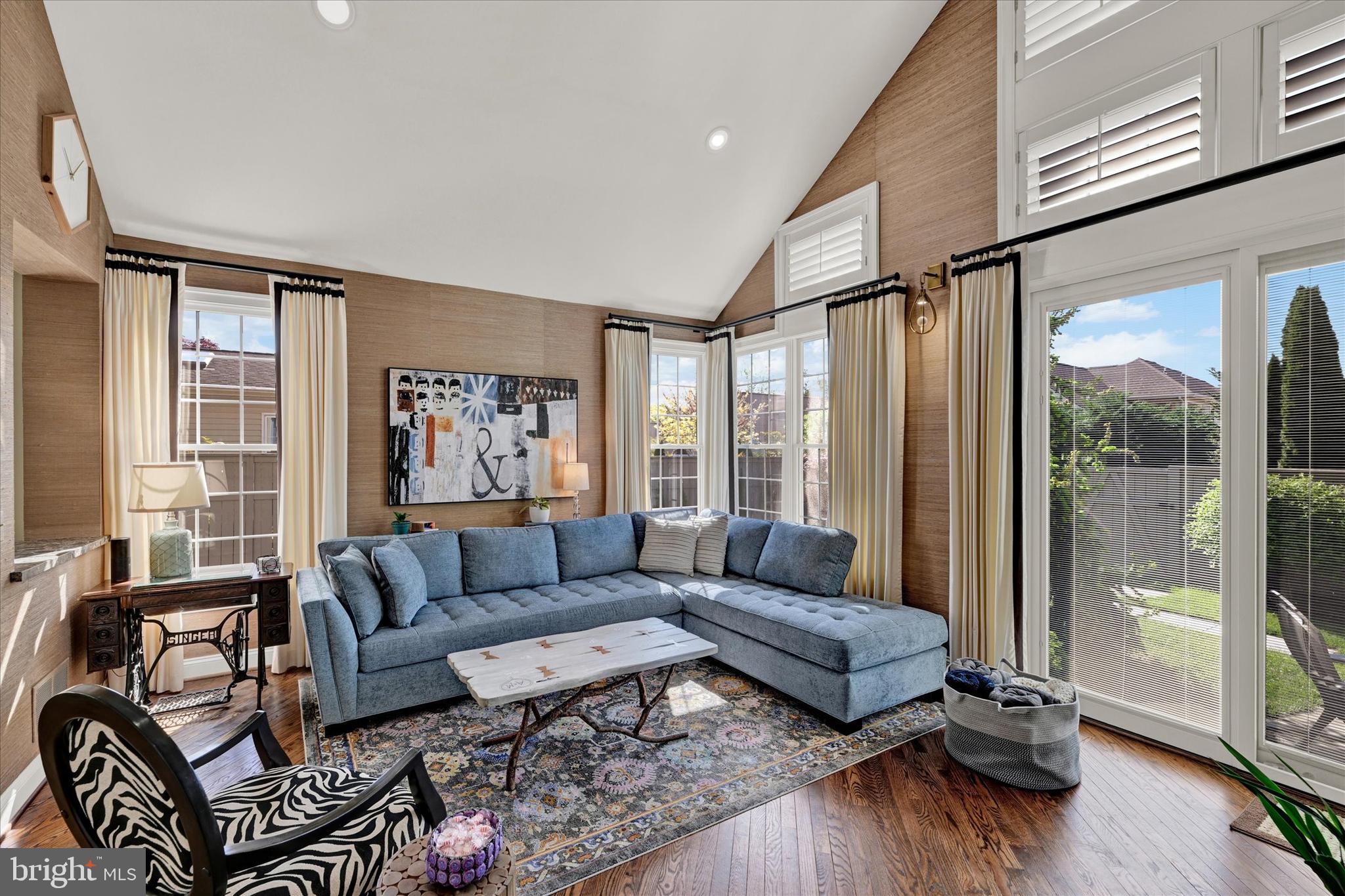 PIKESVILLE - Residential