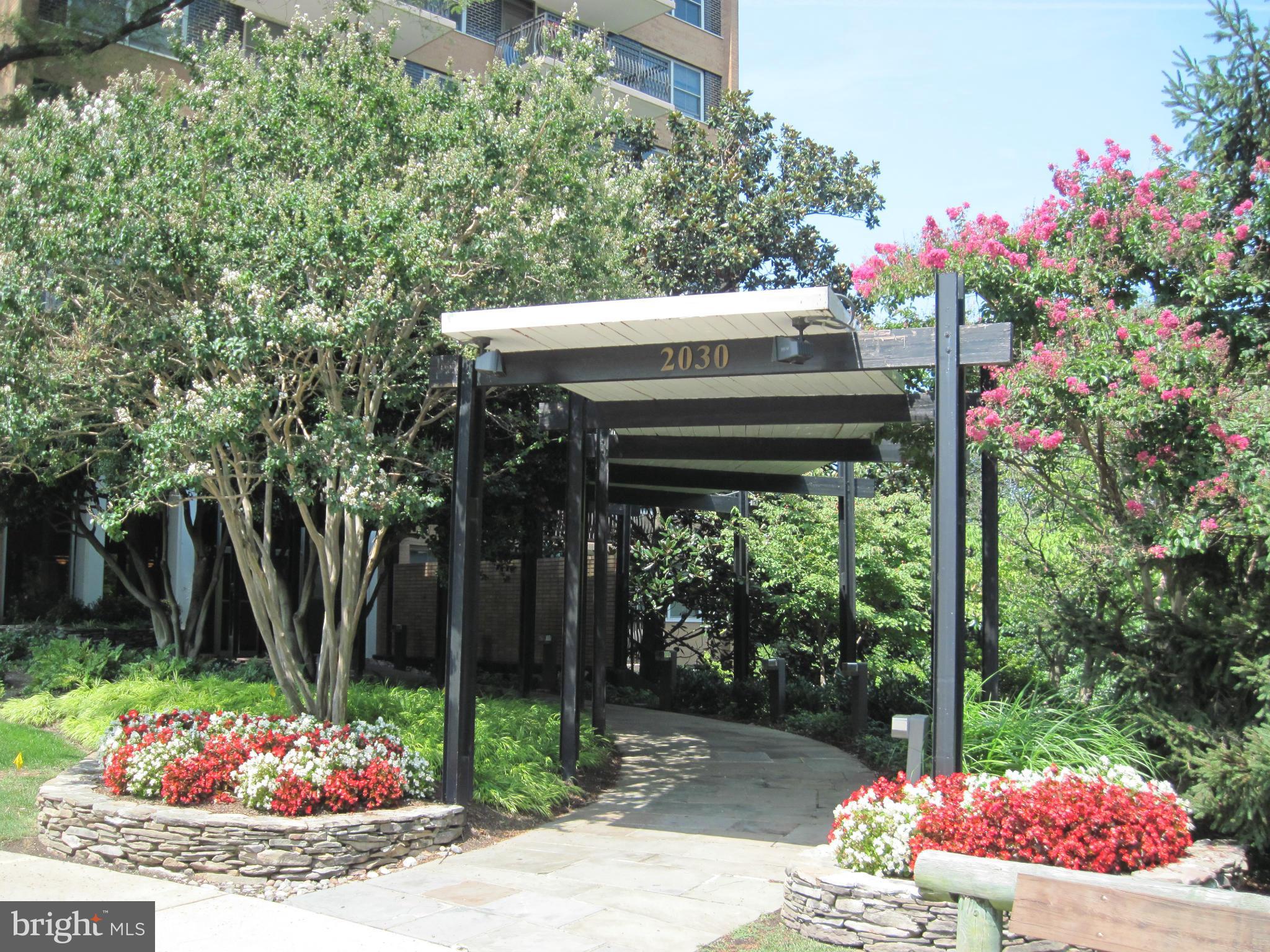 2030 ADAMS STREET 1008