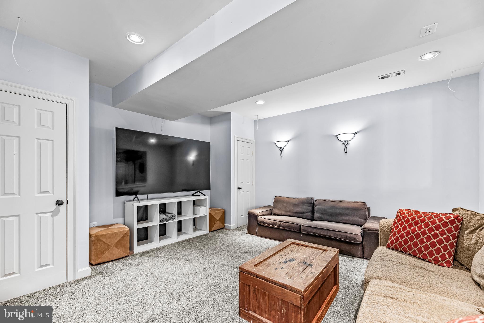 FORREST FARM - Residential