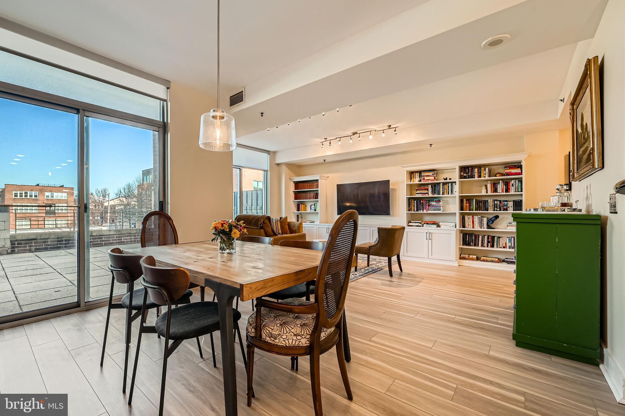 HARBOR EAST - Residential