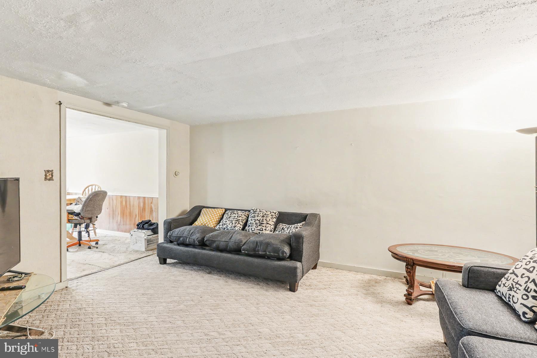 2346 KENSINGTON STREET