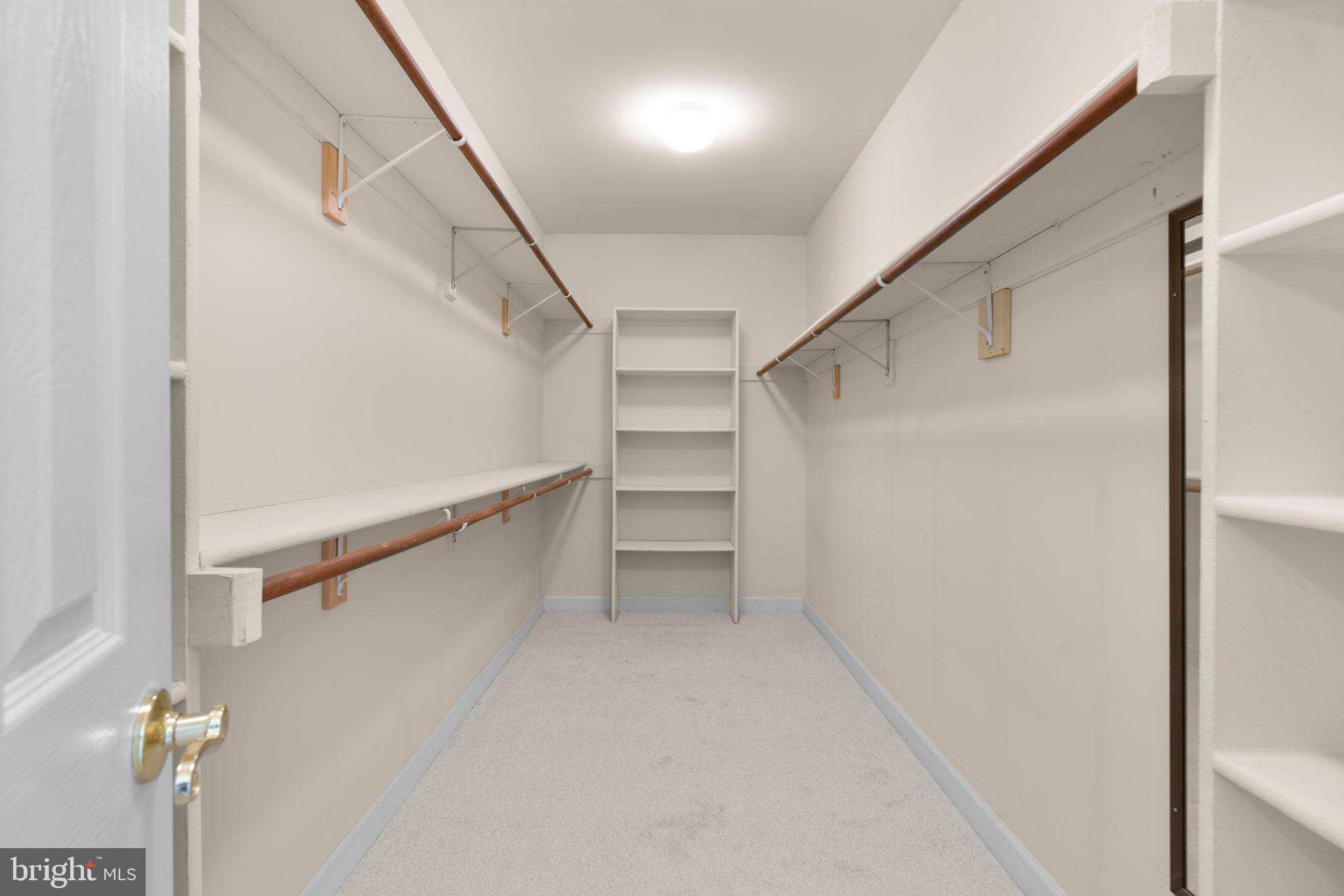 JAMES CREEK - Residential