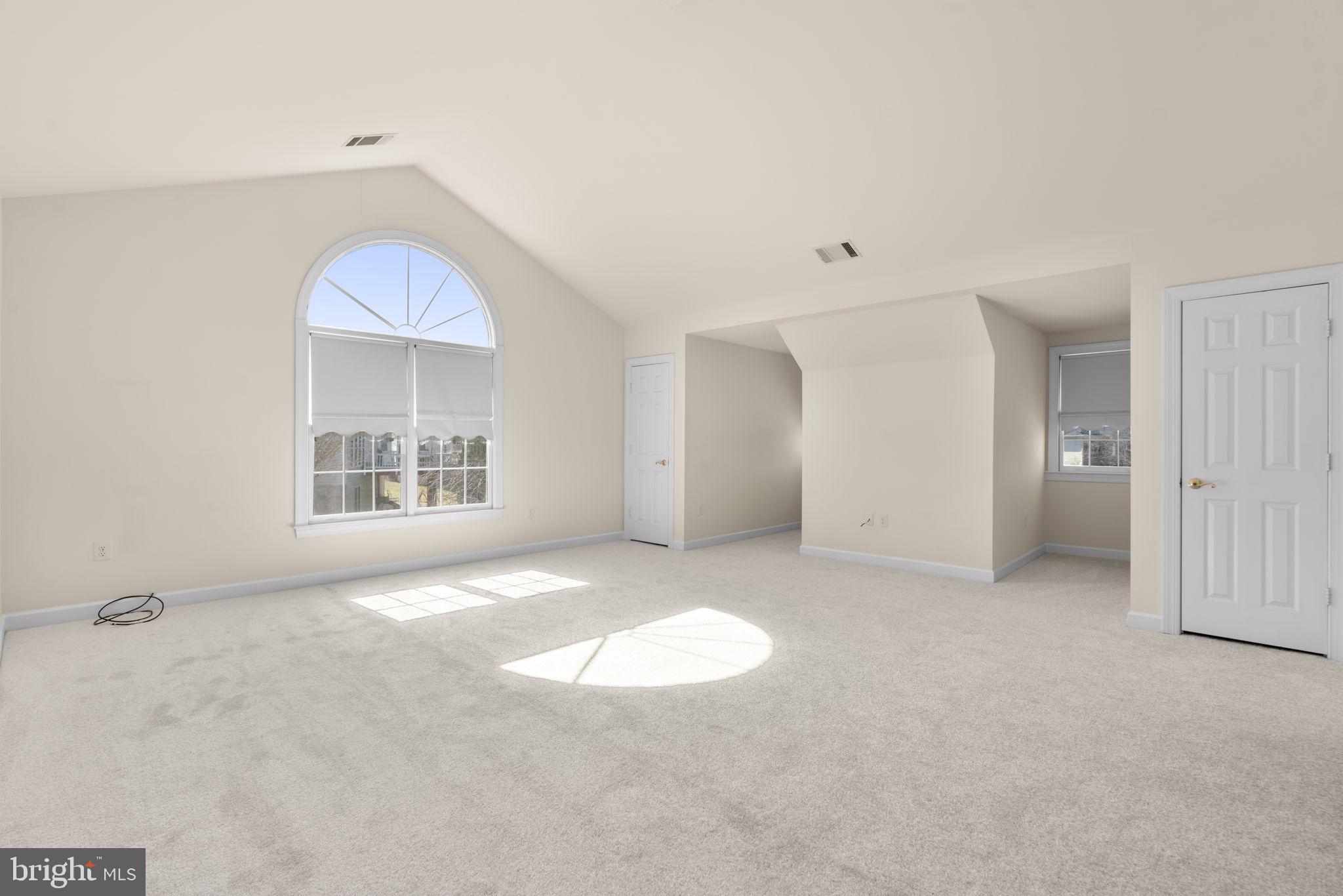 JAMES CREEK - Residential