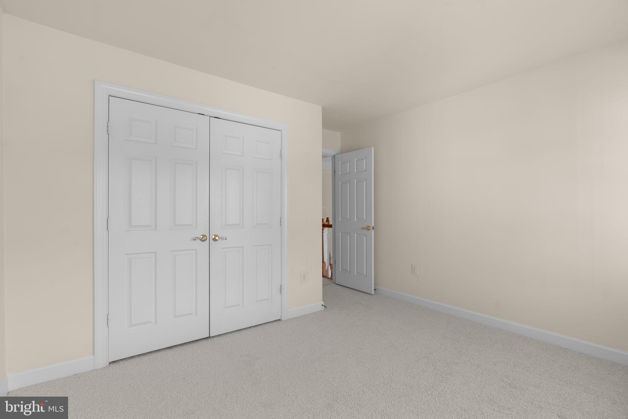 JAMES CREEK - Residential