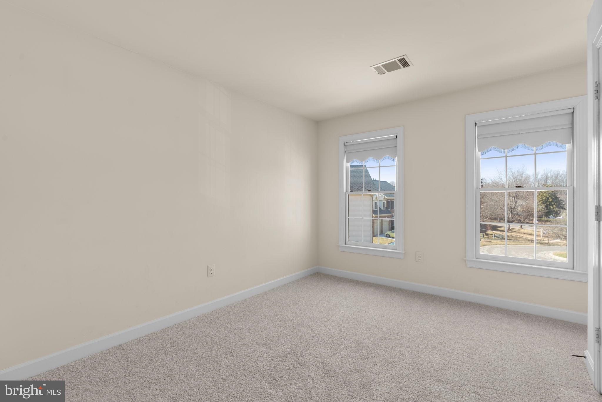 JAMES CREEK - Residential