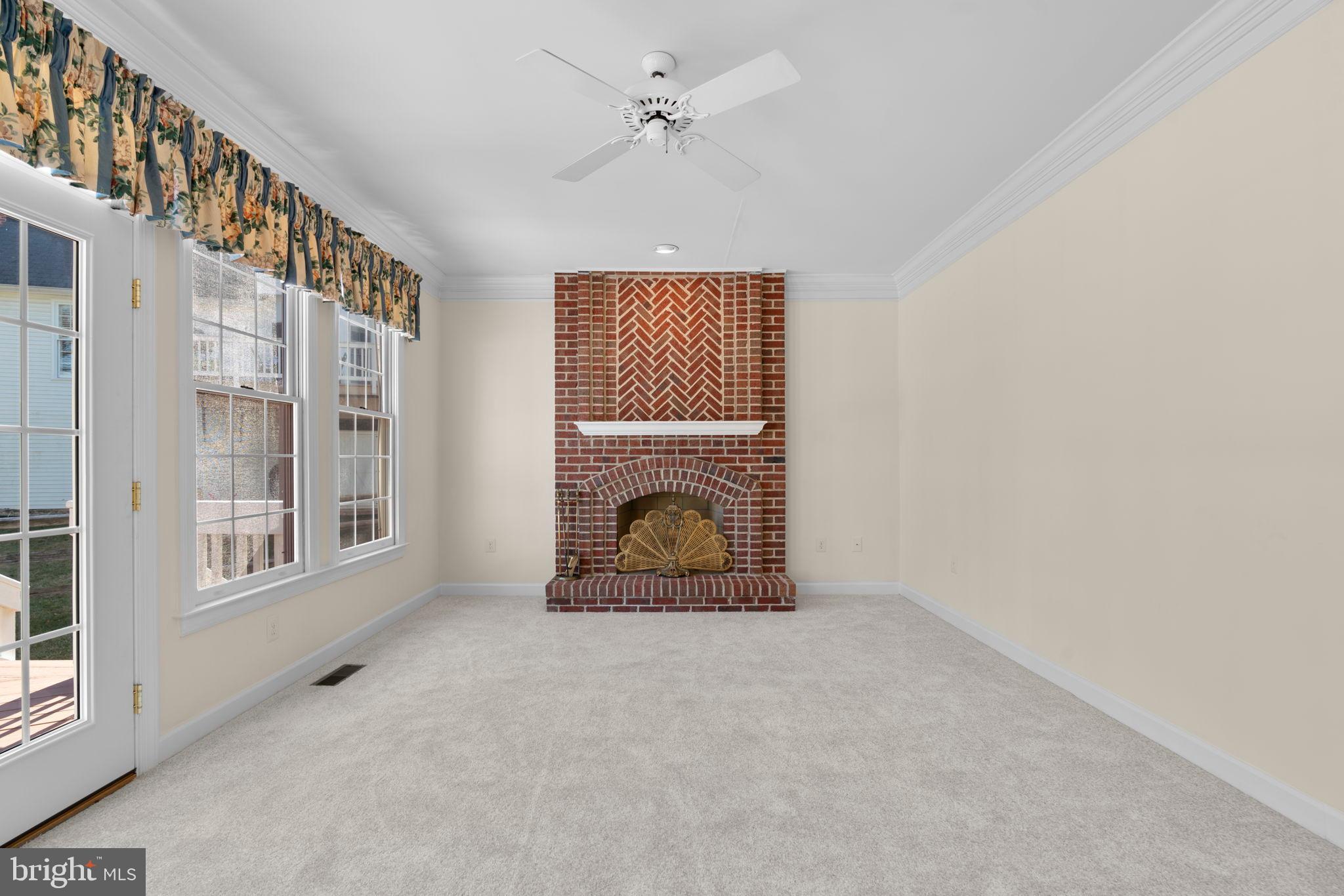 JAMES CREEK - Residential