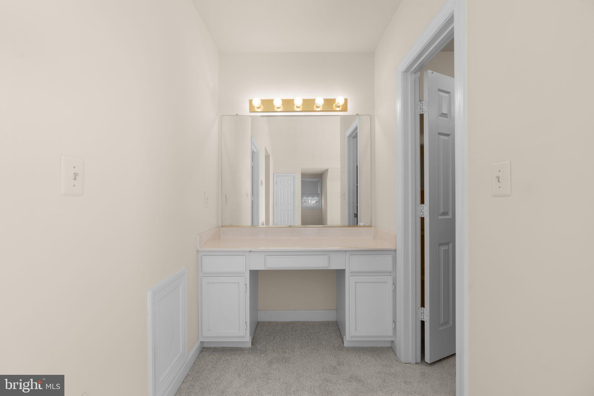 JAMES CREEK - Residential