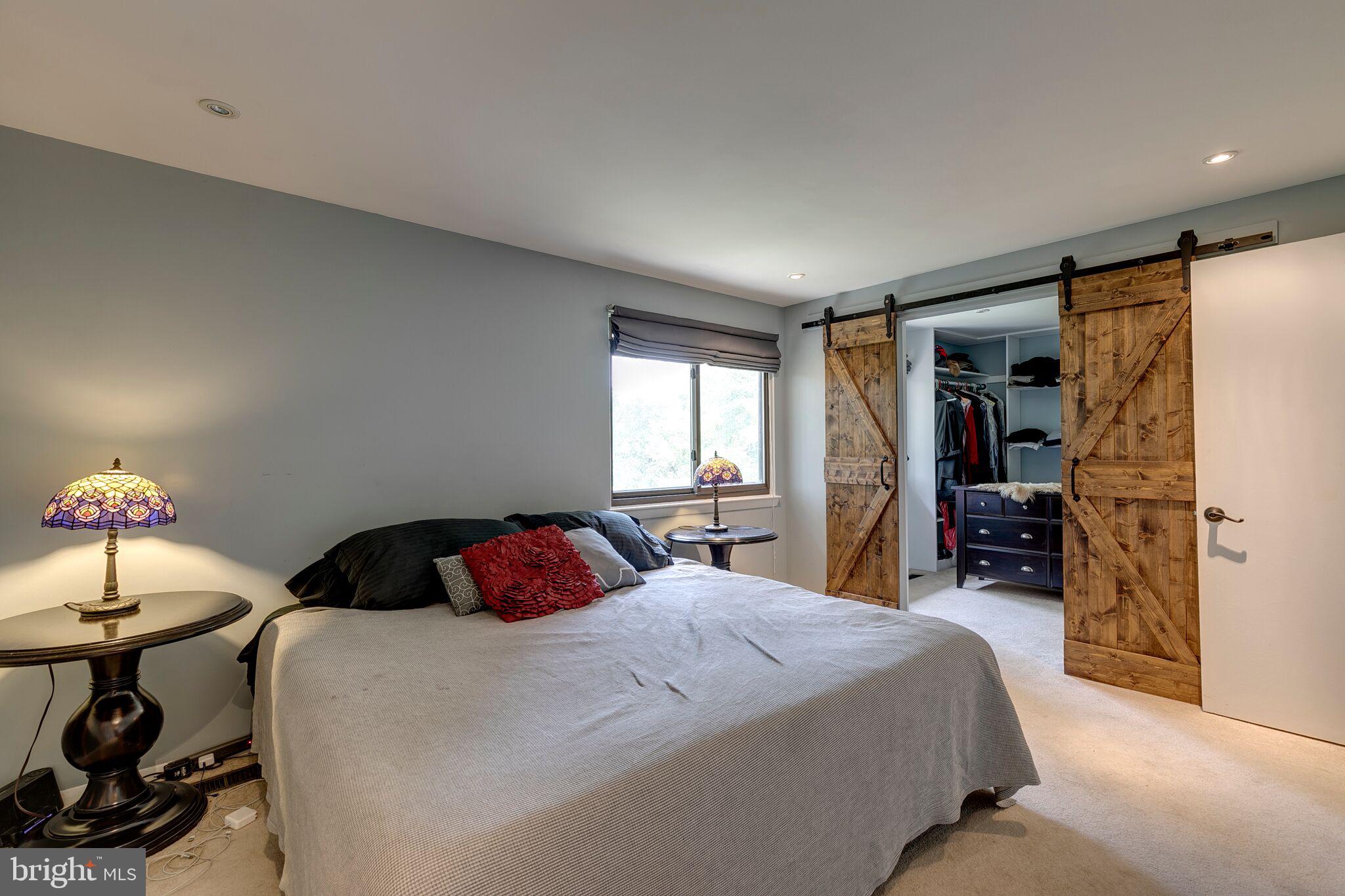 POINTER RIDGE - Residential