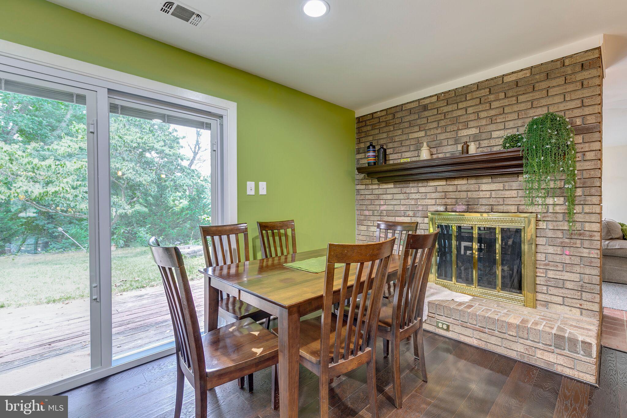 POINTER RIDGE - Residential