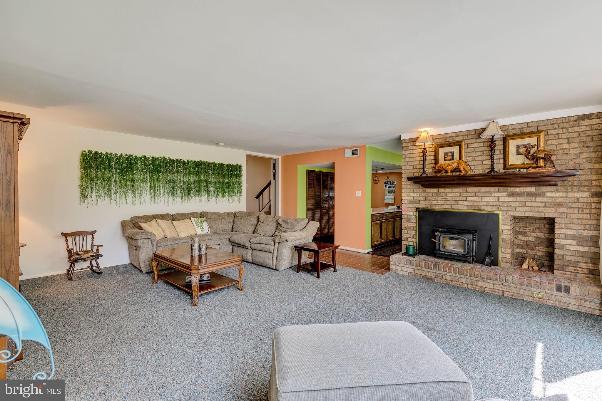 POINTER RIDGE - Residential