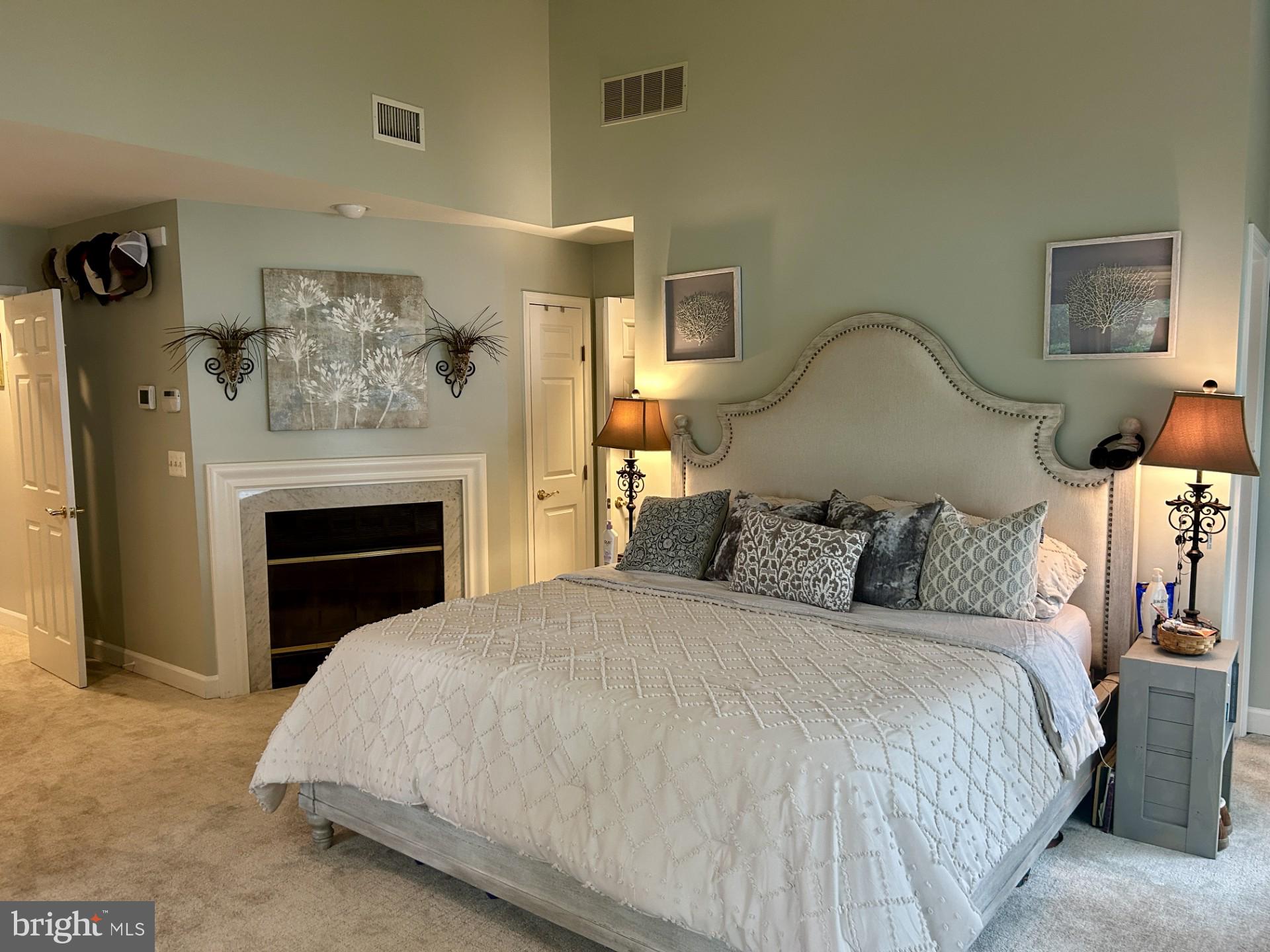 LAKELAND - Residential