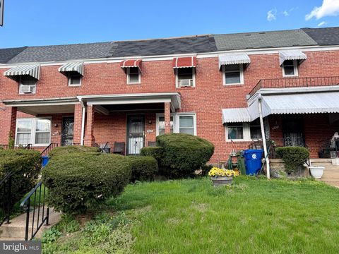 Townhouse For Sale - 5415 Denmore Avenue<br/> BALTIMORE, MD 21215