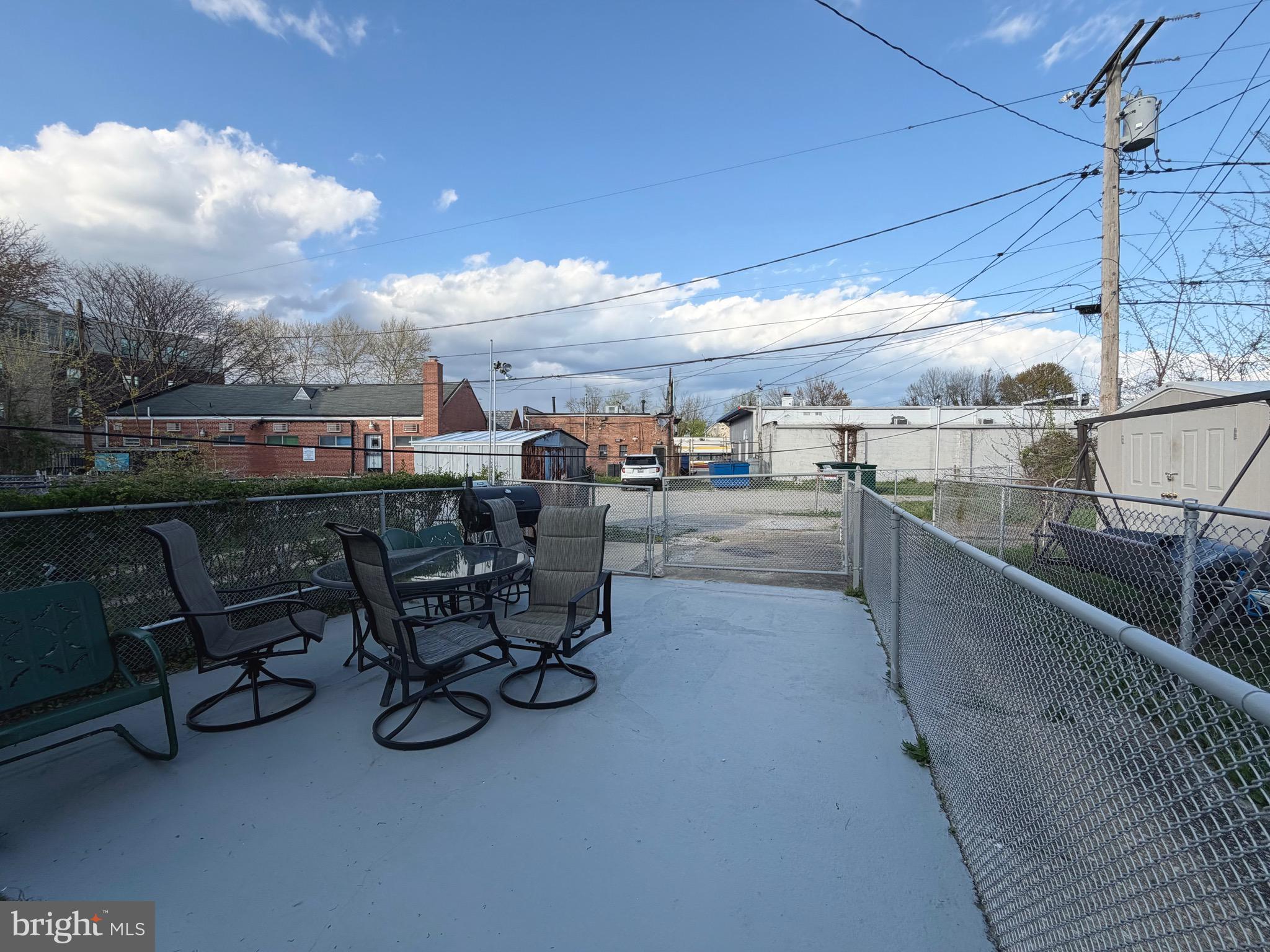 ARLINGTON - Residential