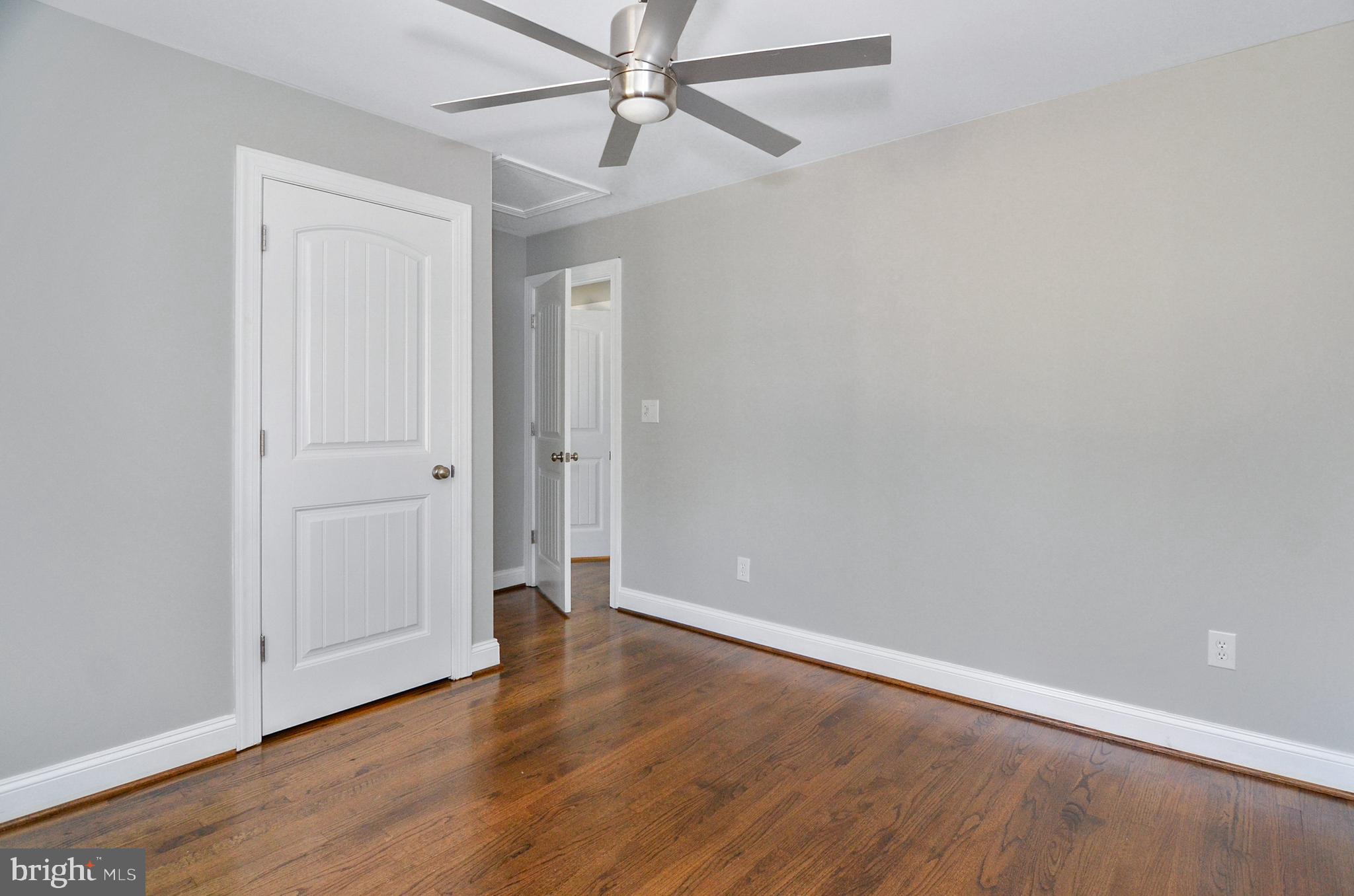 HAMPSTEAD - Residential