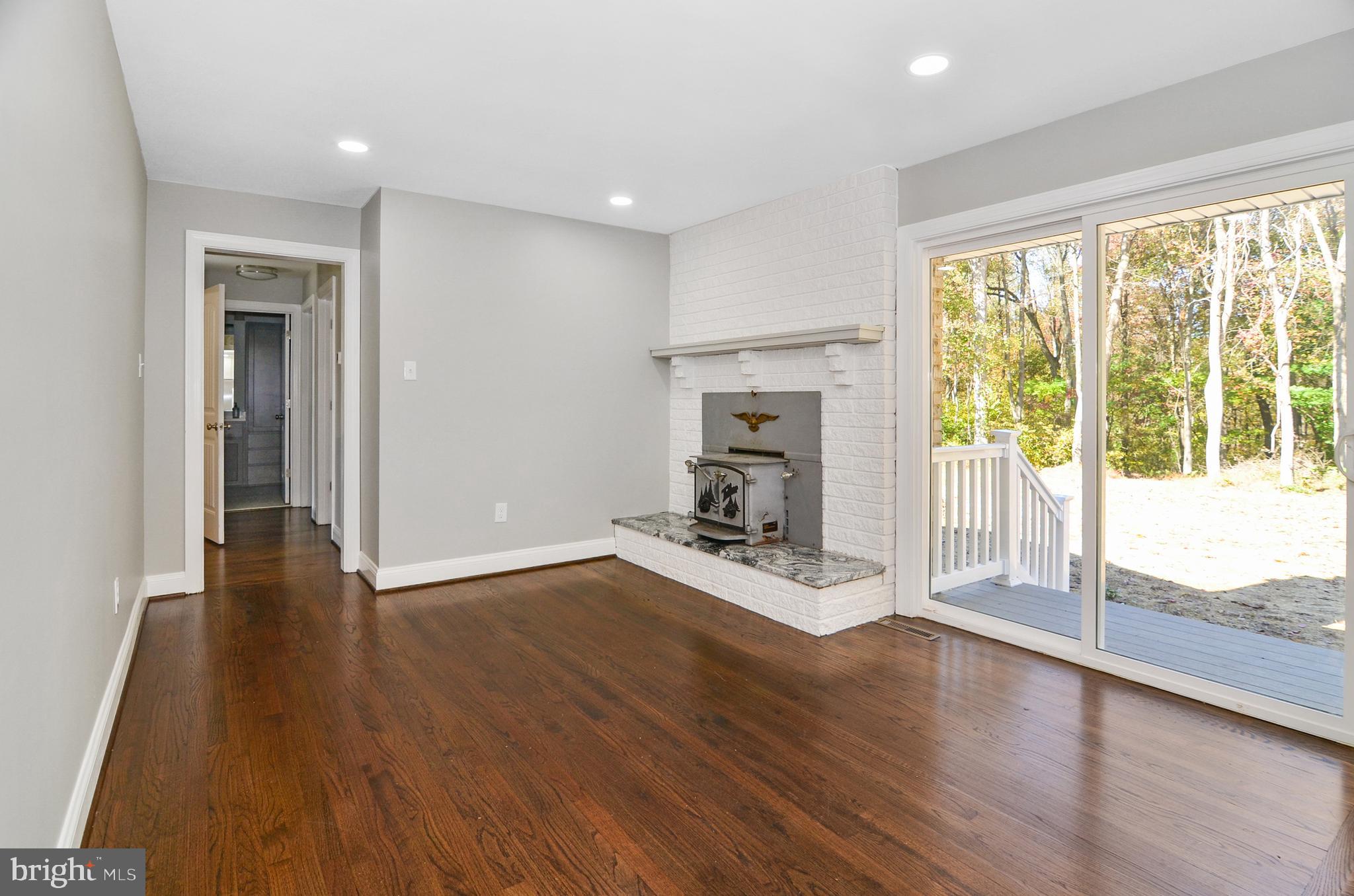 HAMPSTEAD - Residential