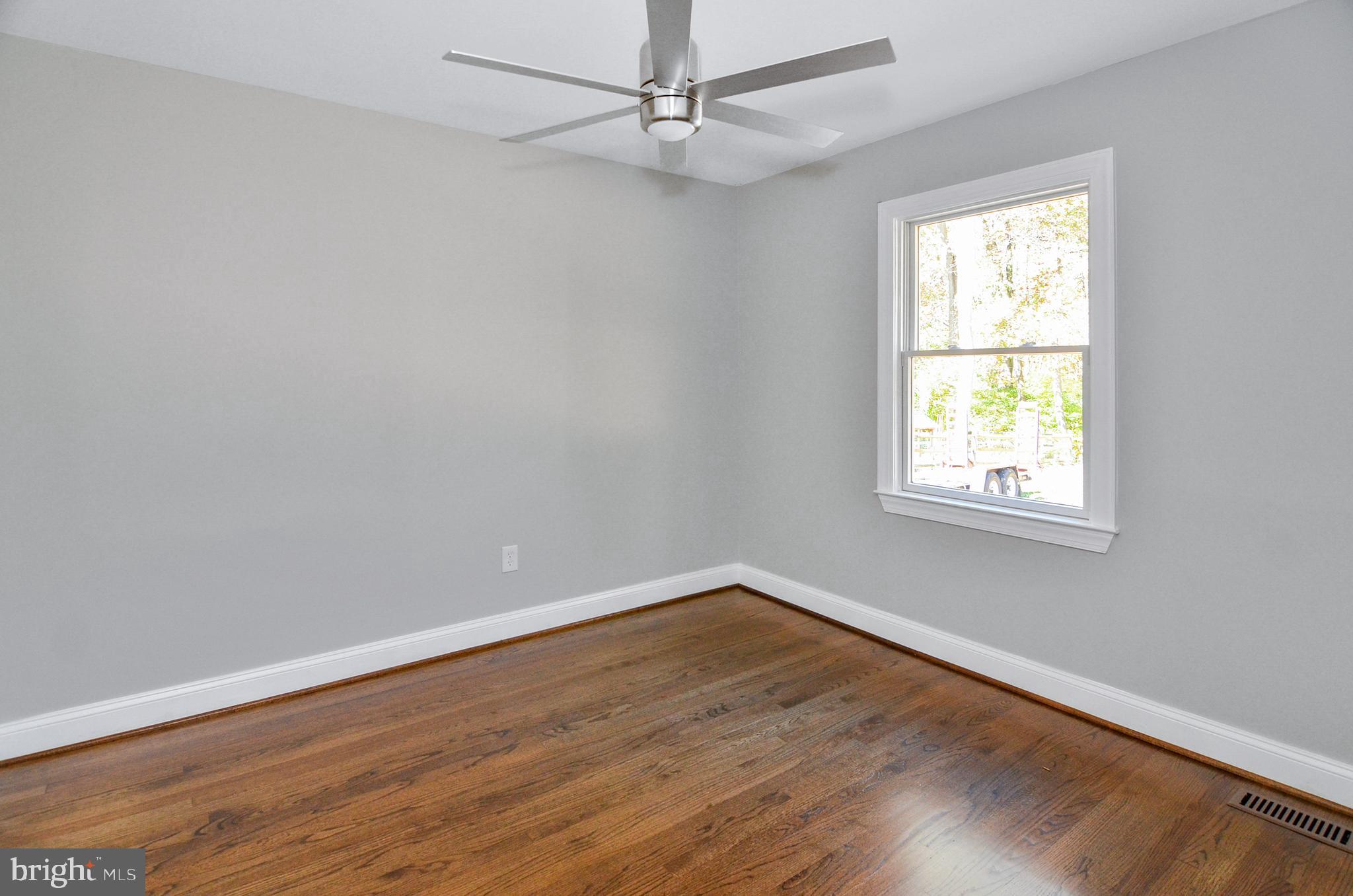 HAMPSTEAD - Residential