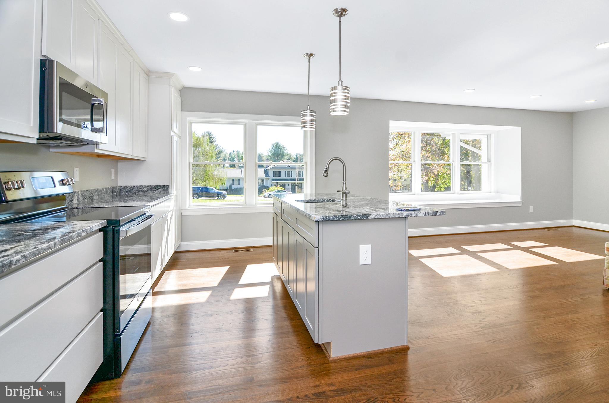 HAMPSTEAD - Residential