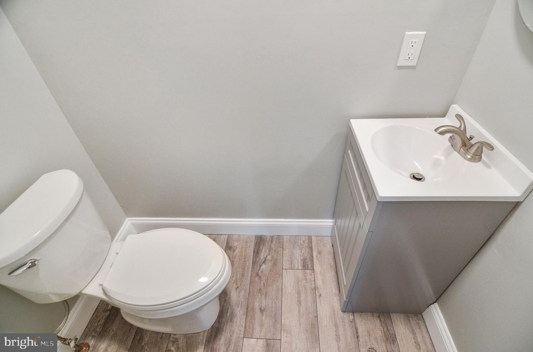 HAMPSTEAD - Residential