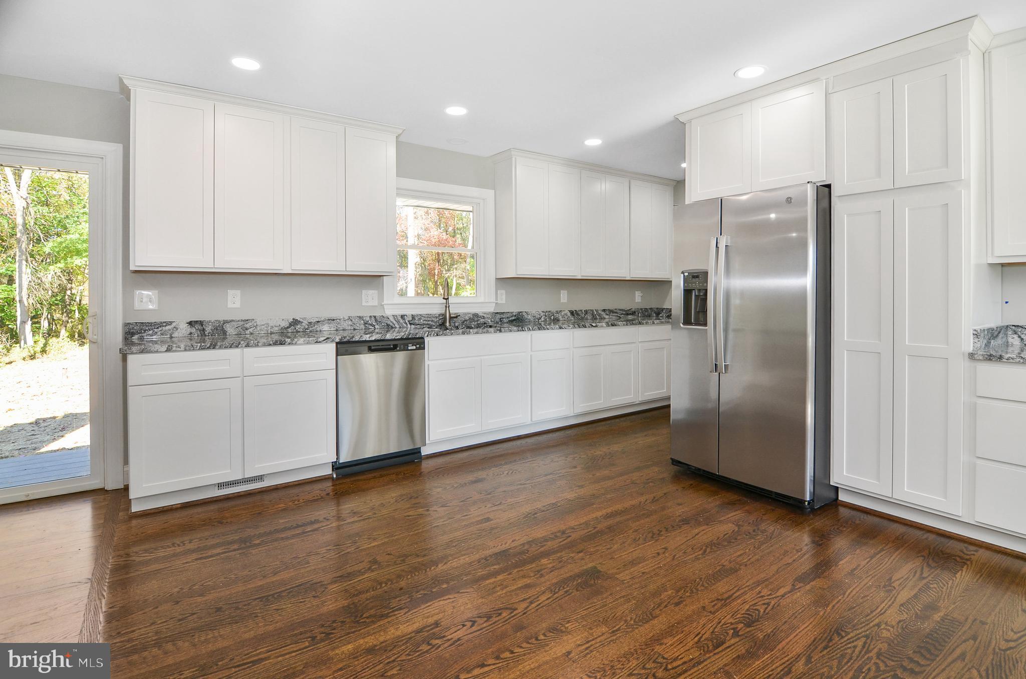 HAMPSTEAD - Residential