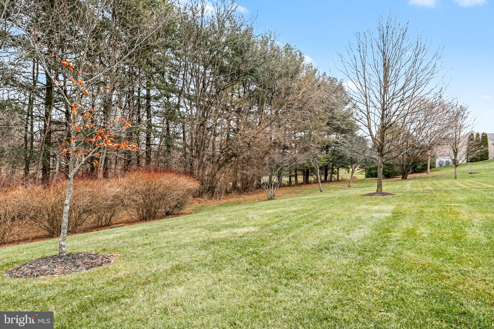 869 WATER EDGE CT L-0062 COURT