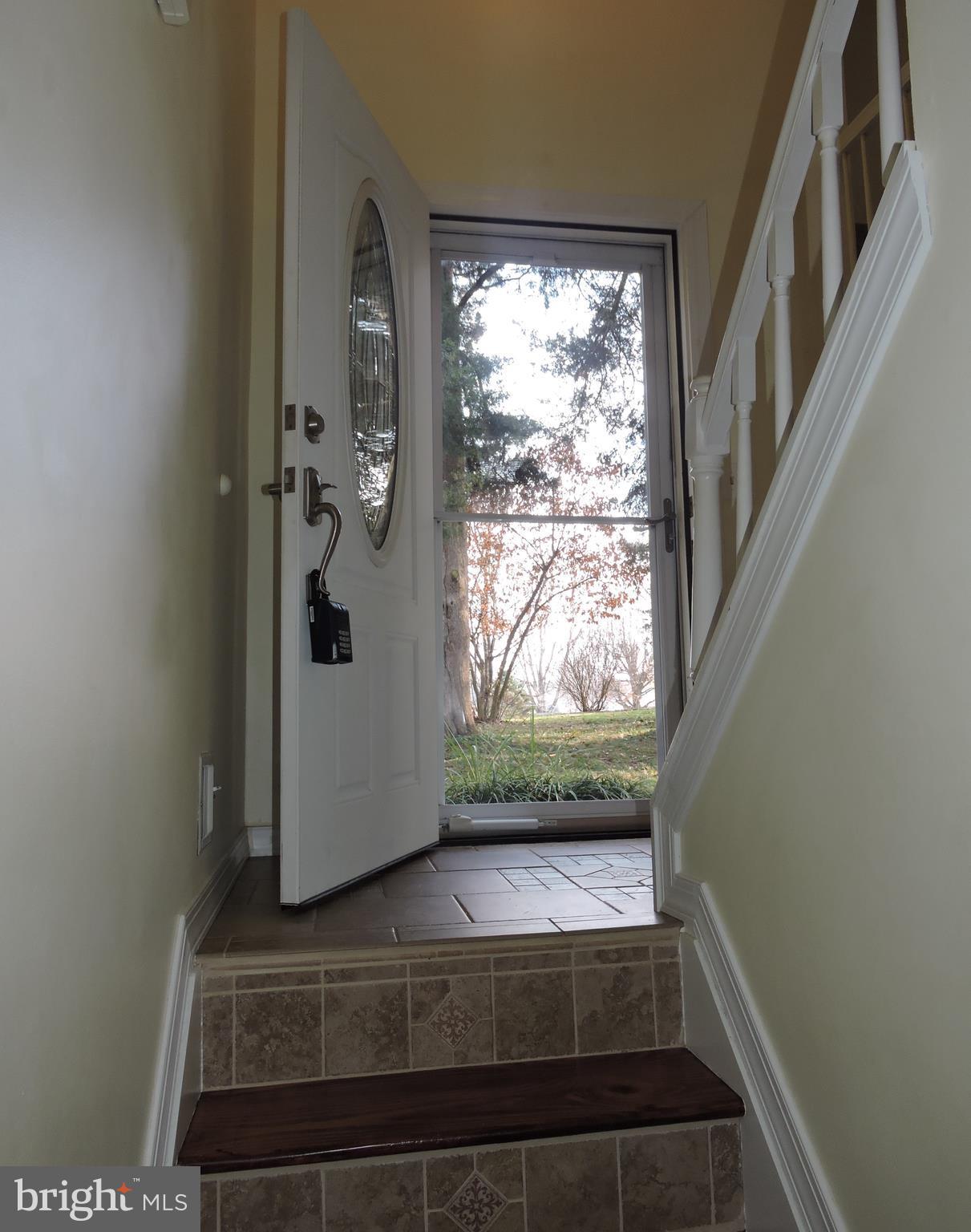 WARR LAKES - Residential Lease