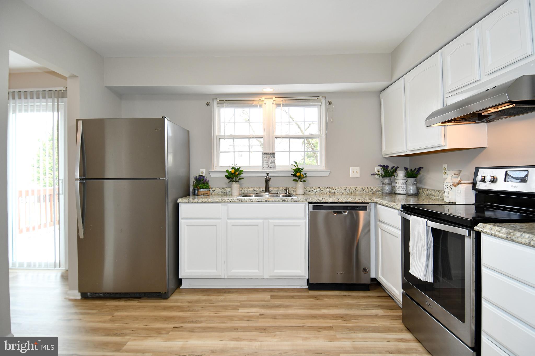 LAKE RIDGE - Residential