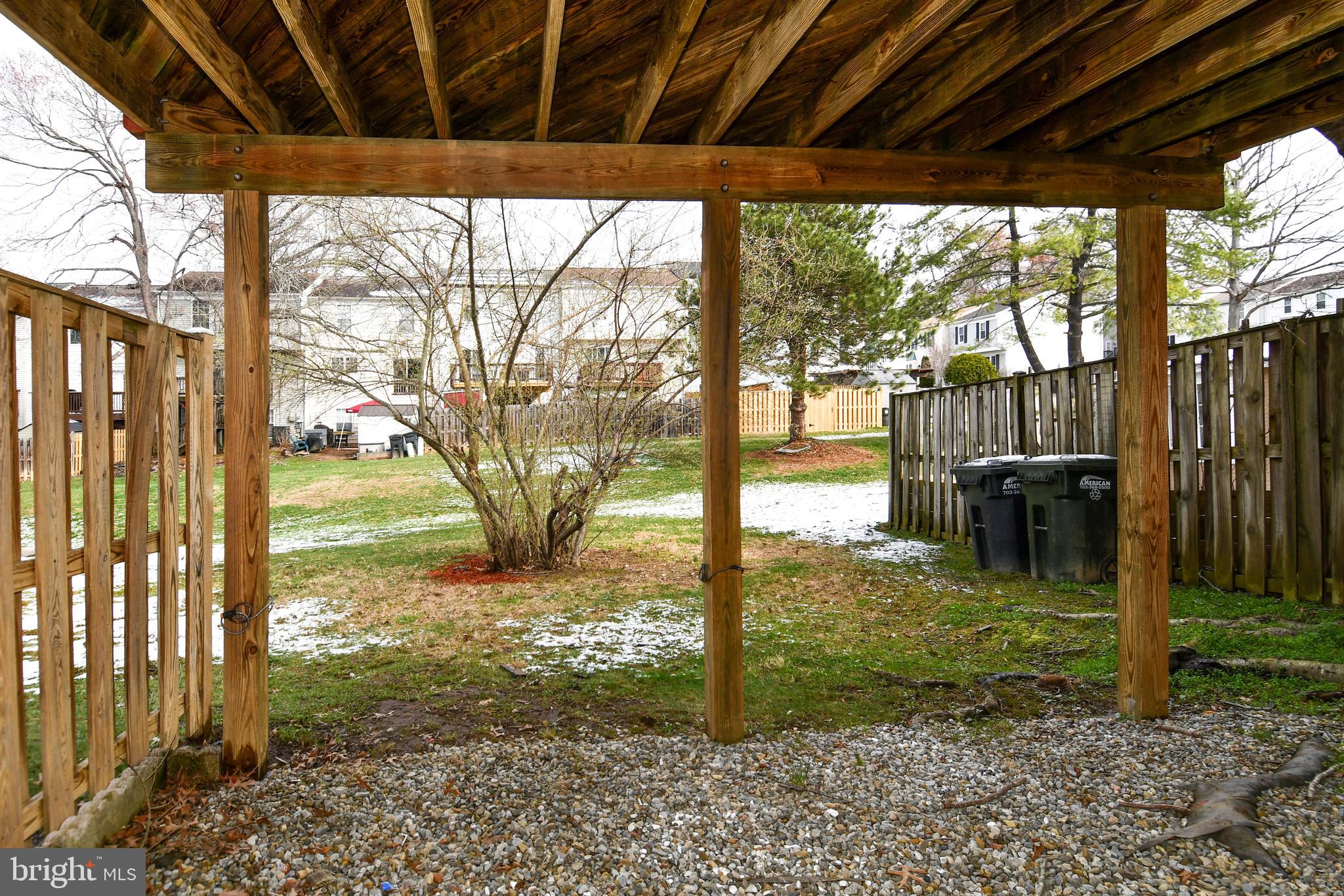 LAKE RIDGE - Residential