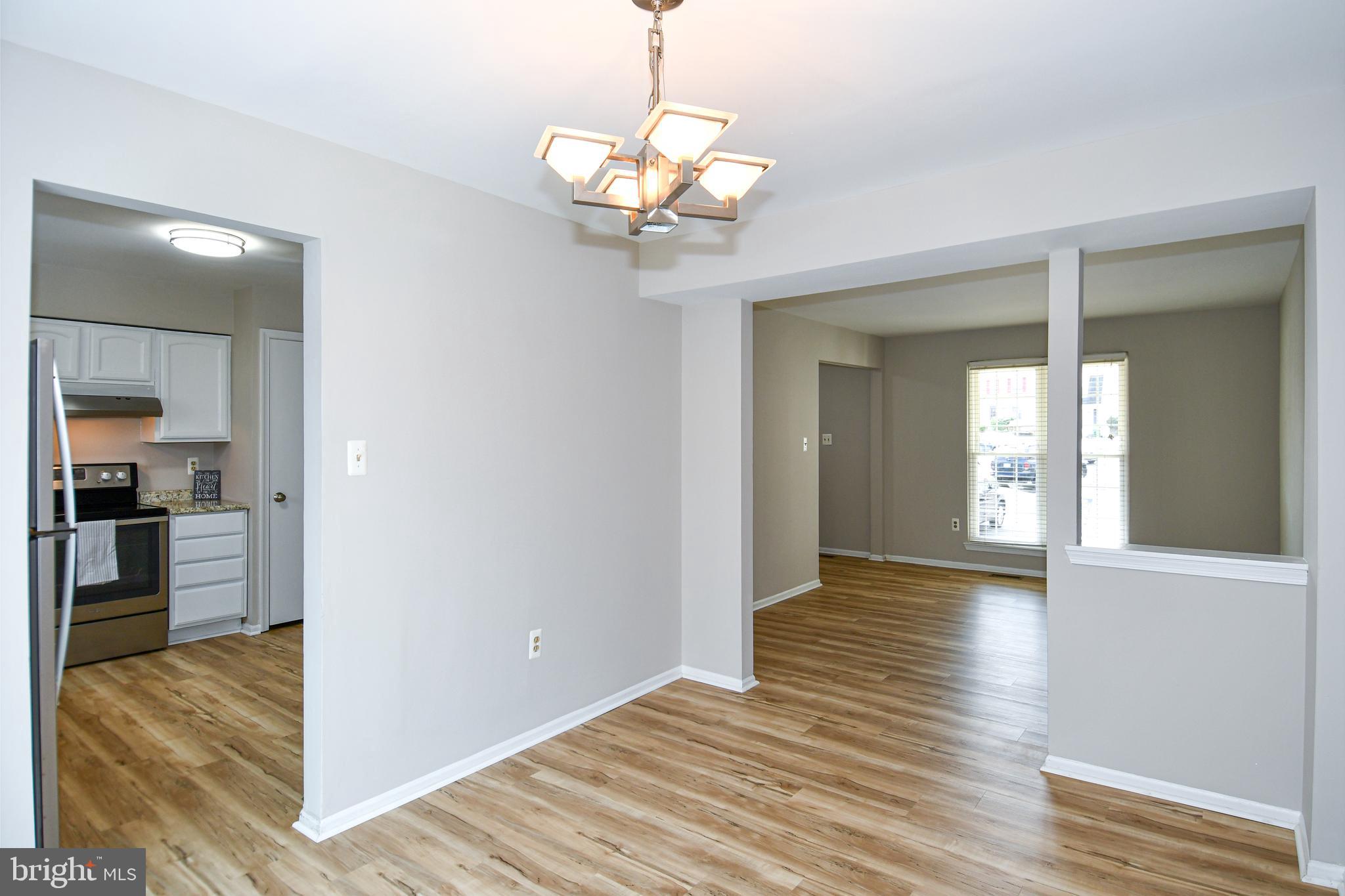 LAKE RIDGE - Residential