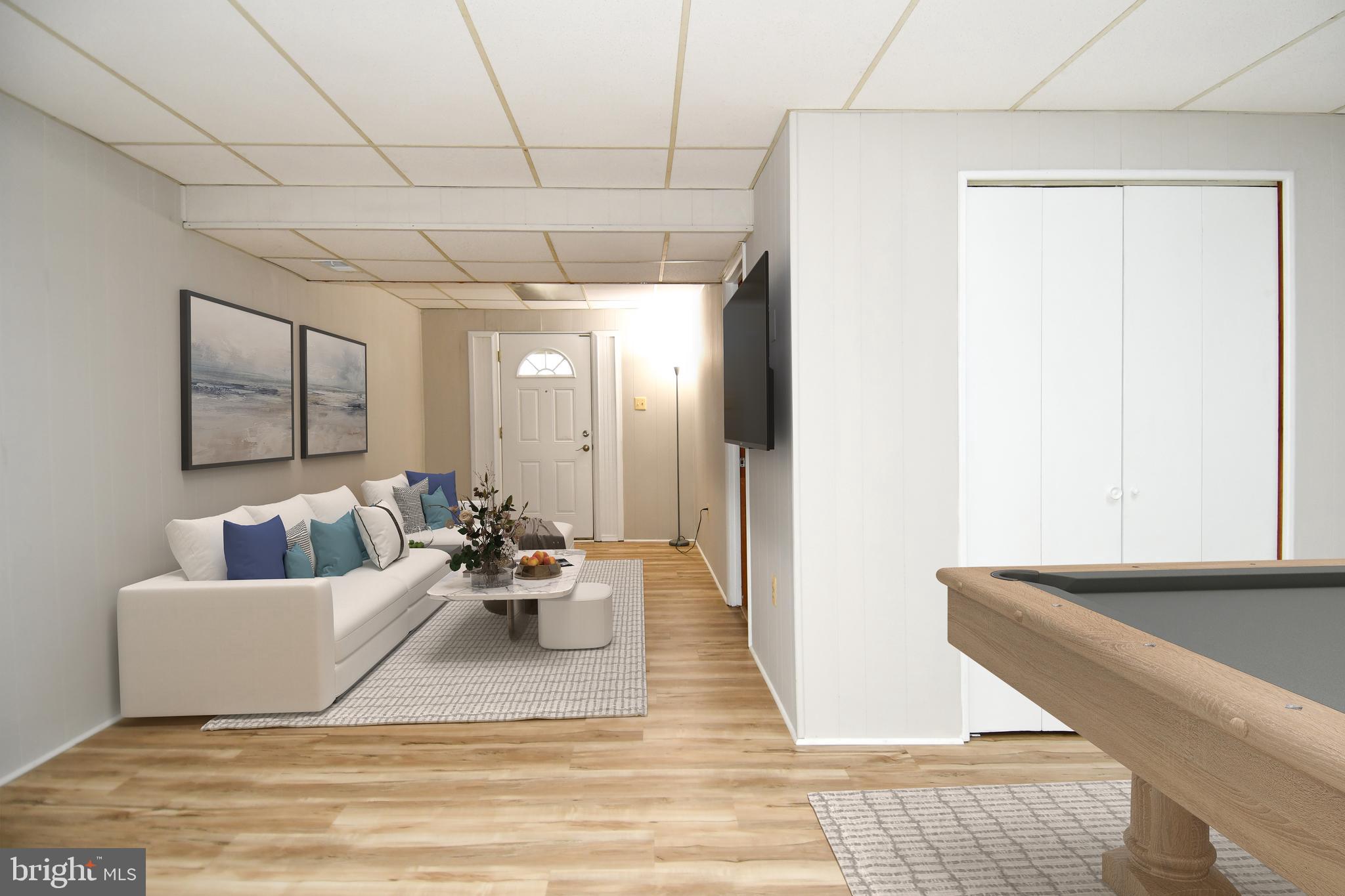 LAKE RIDGE - Residential