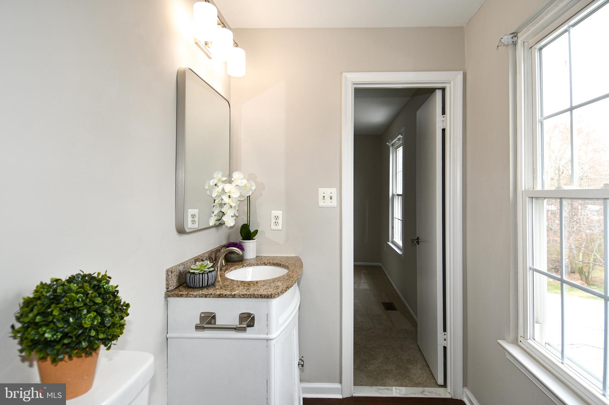 LAKE RIDGE - Residential