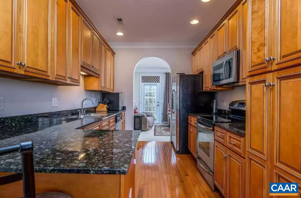 TAYLOR SPRINGS - Residential Lease