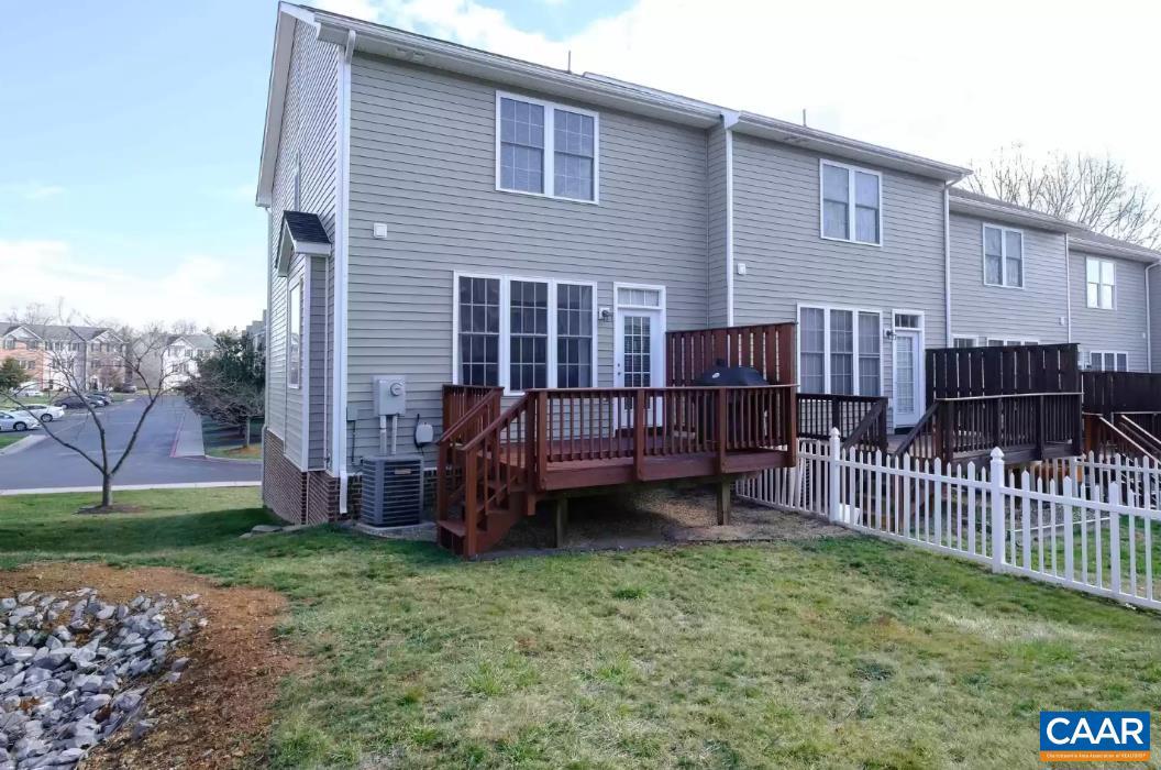 TAYLOR SPRINGS - Residential Lease