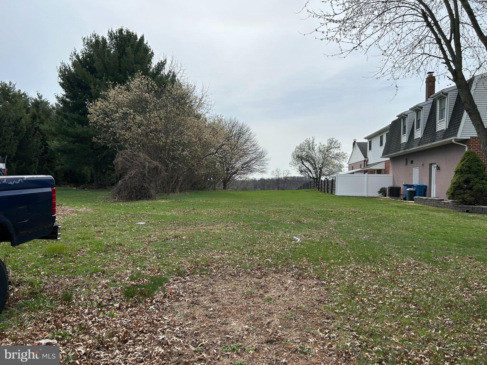 LOGANVILLE - Residential