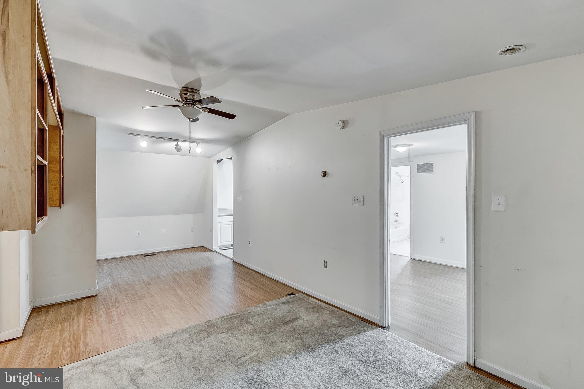 WOODHOLME - Residential Lease