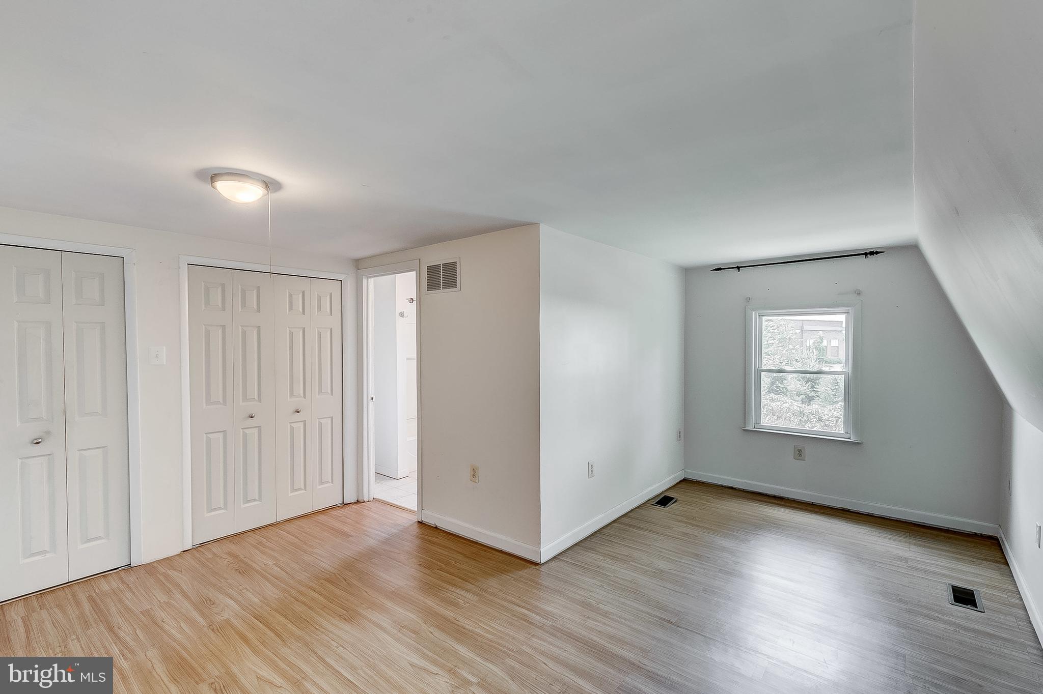 WOODHOLME - Residential Lease