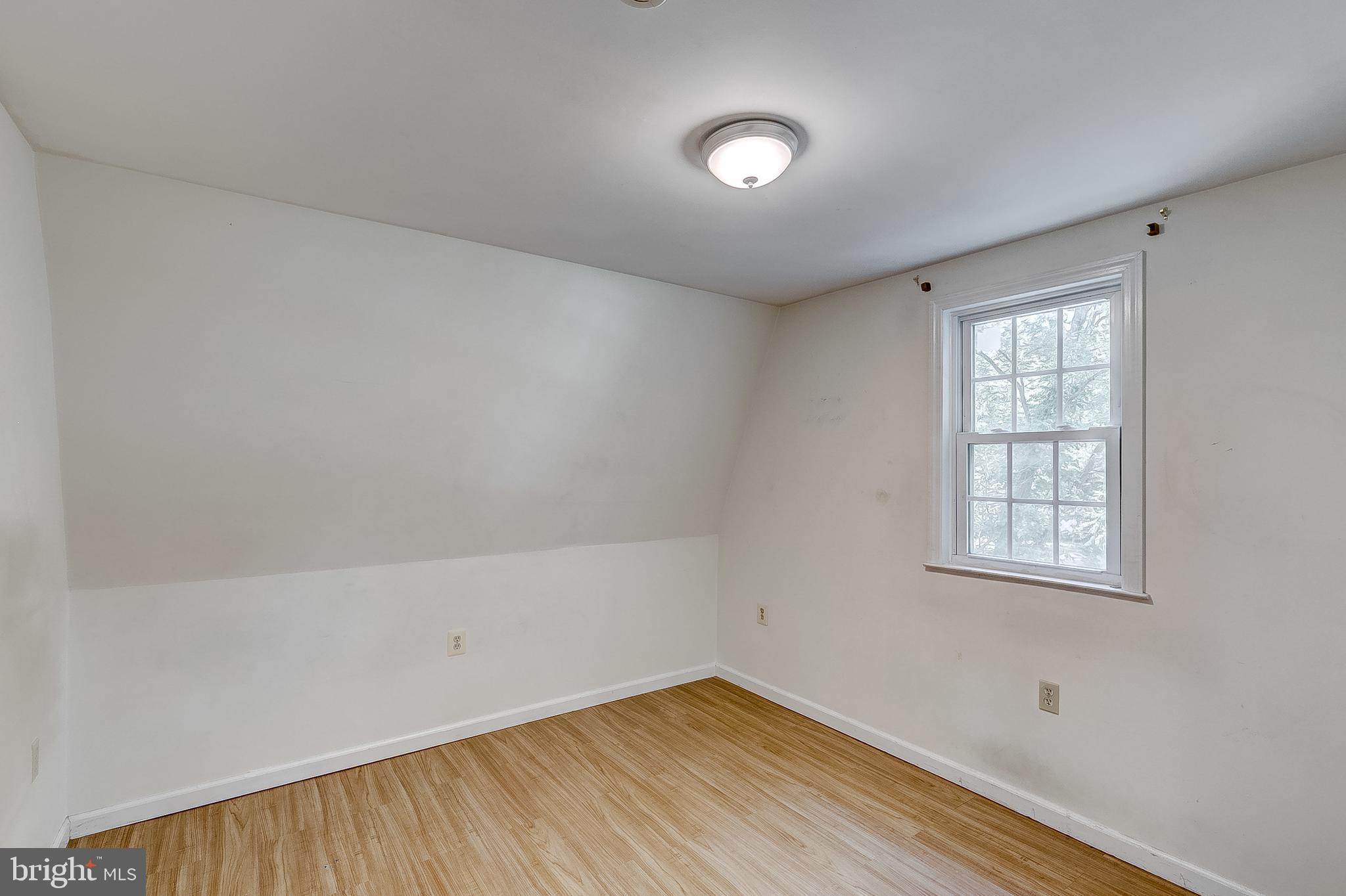 WOODHOLME - Residential Lease