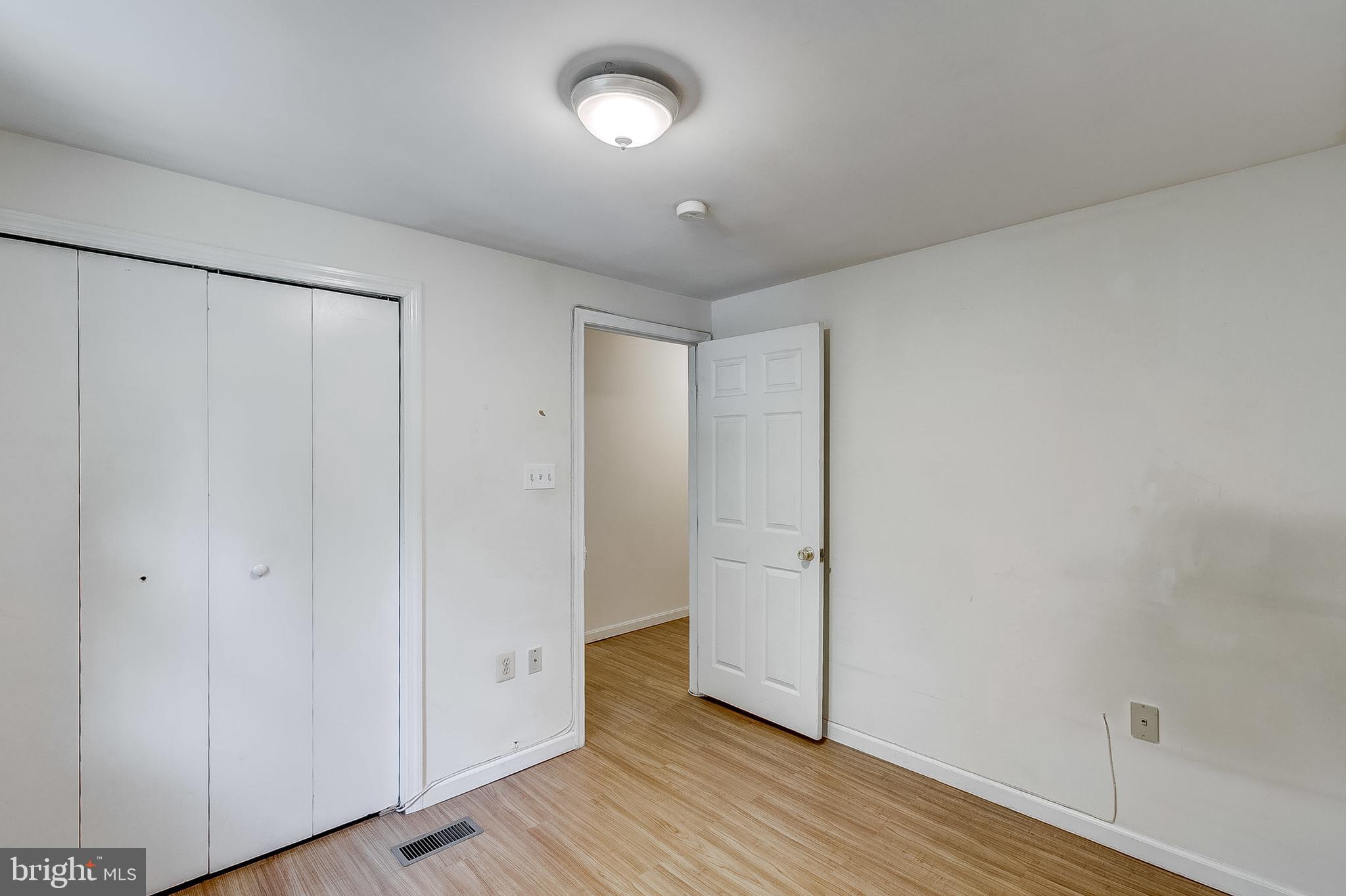 WOODHOLME - Residential Lease