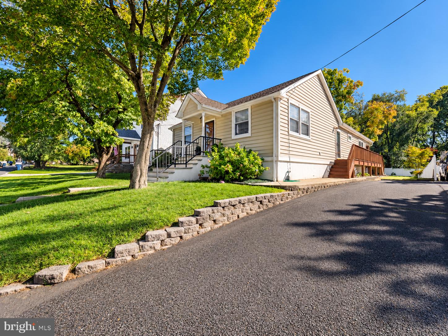 45 BETTS AVENUE