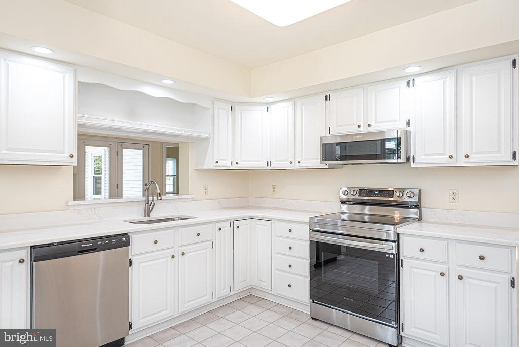 MEADOWS NEIGHBORHOOD - Residential