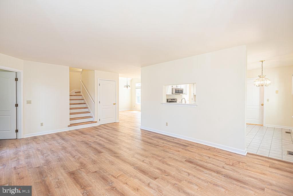 MEADOWS NEIGHBORHOOD - Residential