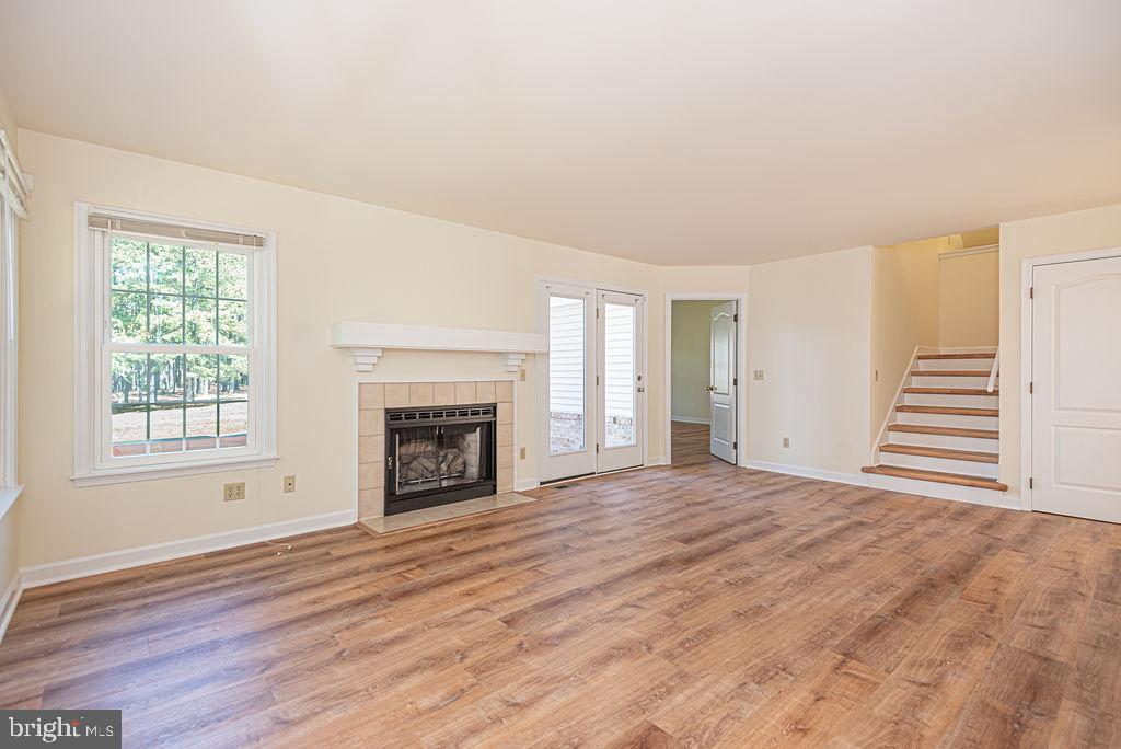 MEADOWS NEIGHBORHOOD - Residential