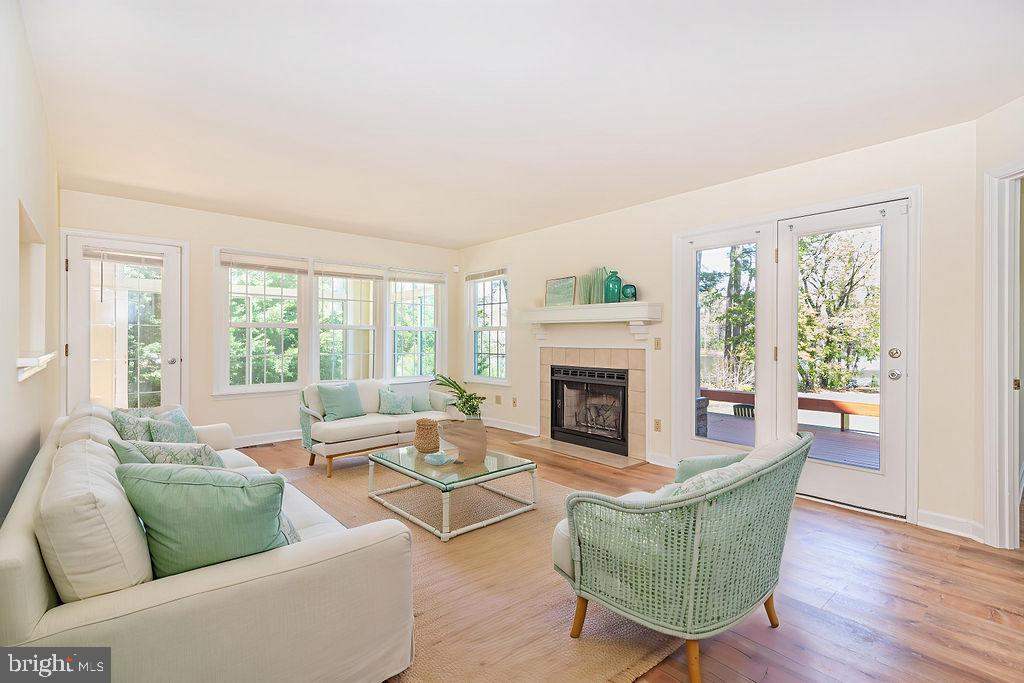 MEADOWS NEIGHBORHOOD - Residential