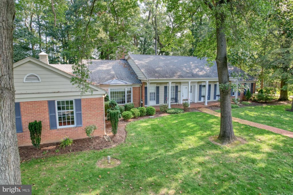 Photo of 5 Stuart Drive, DOVER, DE 19901 (MLS # DEKT2041218)