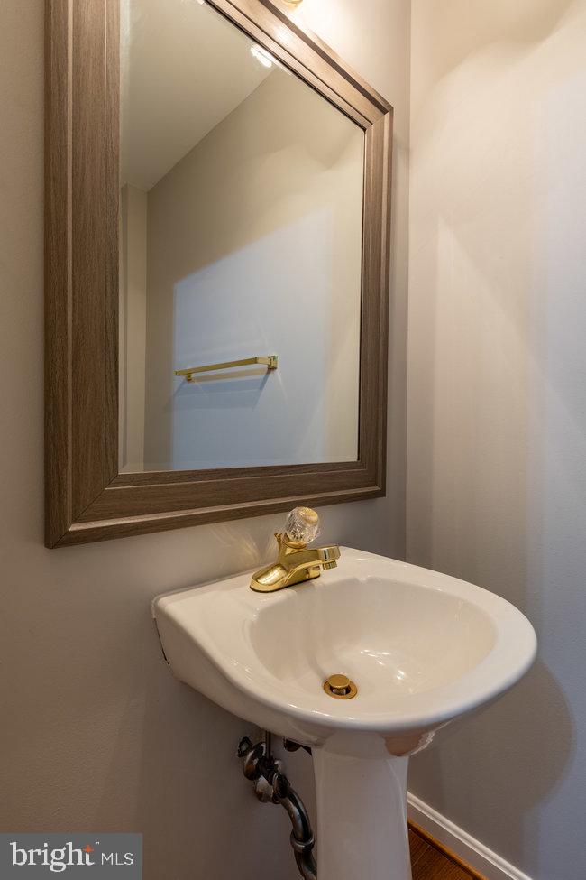 MAUGANS MEADOWS - Residential