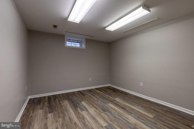 MAUGANS MEADOWS - Residential