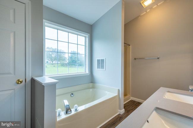 MAUGANS MEADOWS - Residential