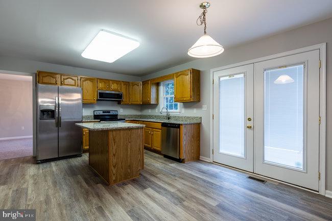 MAUGANS MEADOWS - Residential